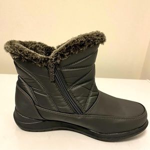 Totes Double-Zip Boots With Faux Fur Lining In Black Size 10